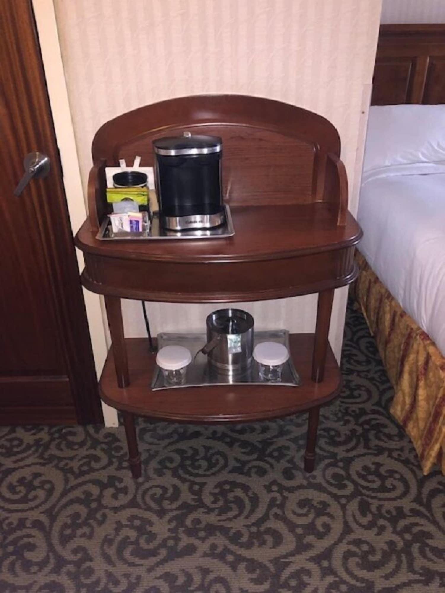 Doubletree By Hilton Lisle Naperville Extérieur photo