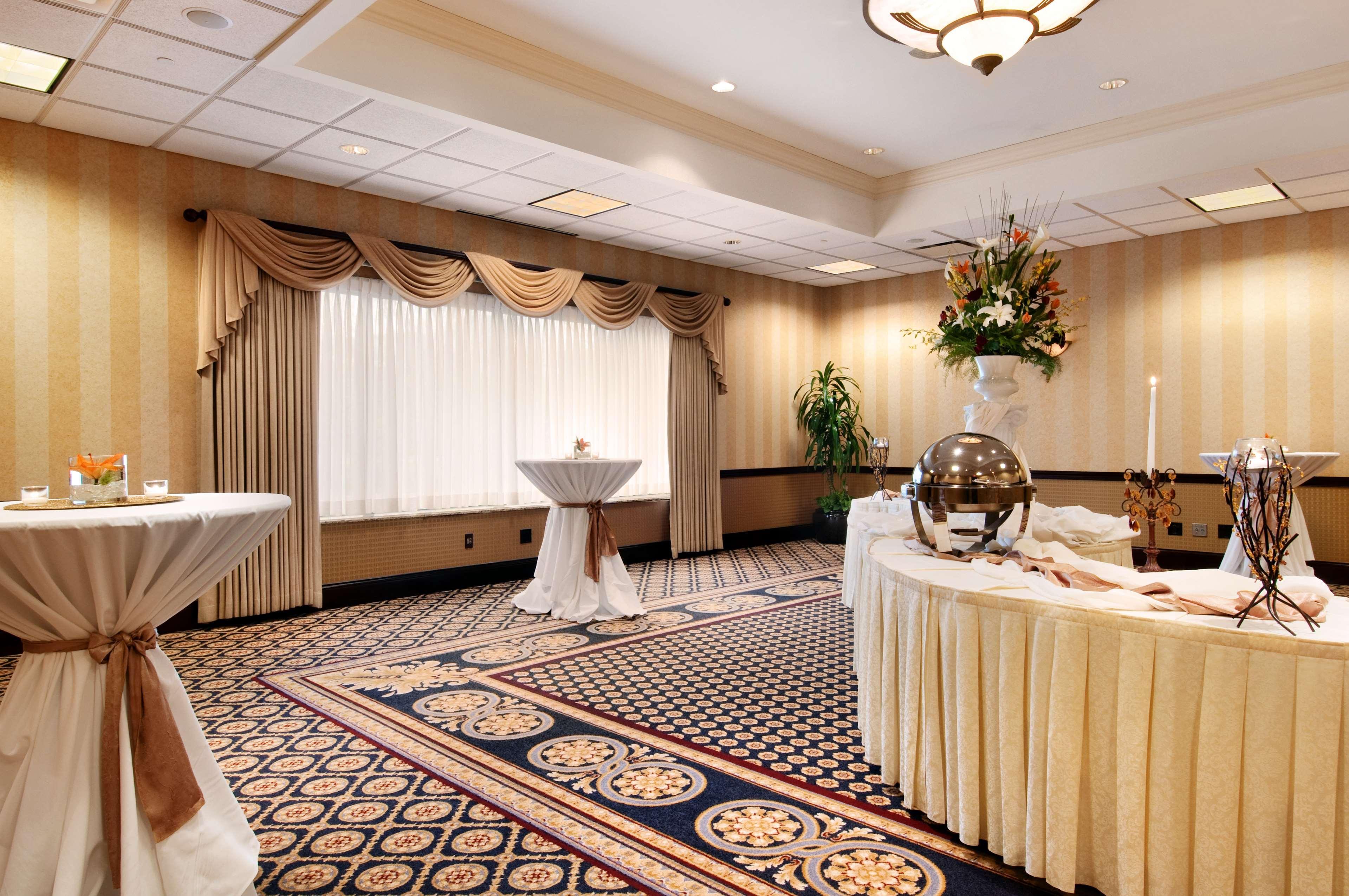 Doubletree By Hilton Lisle Naperville Extérieur photo