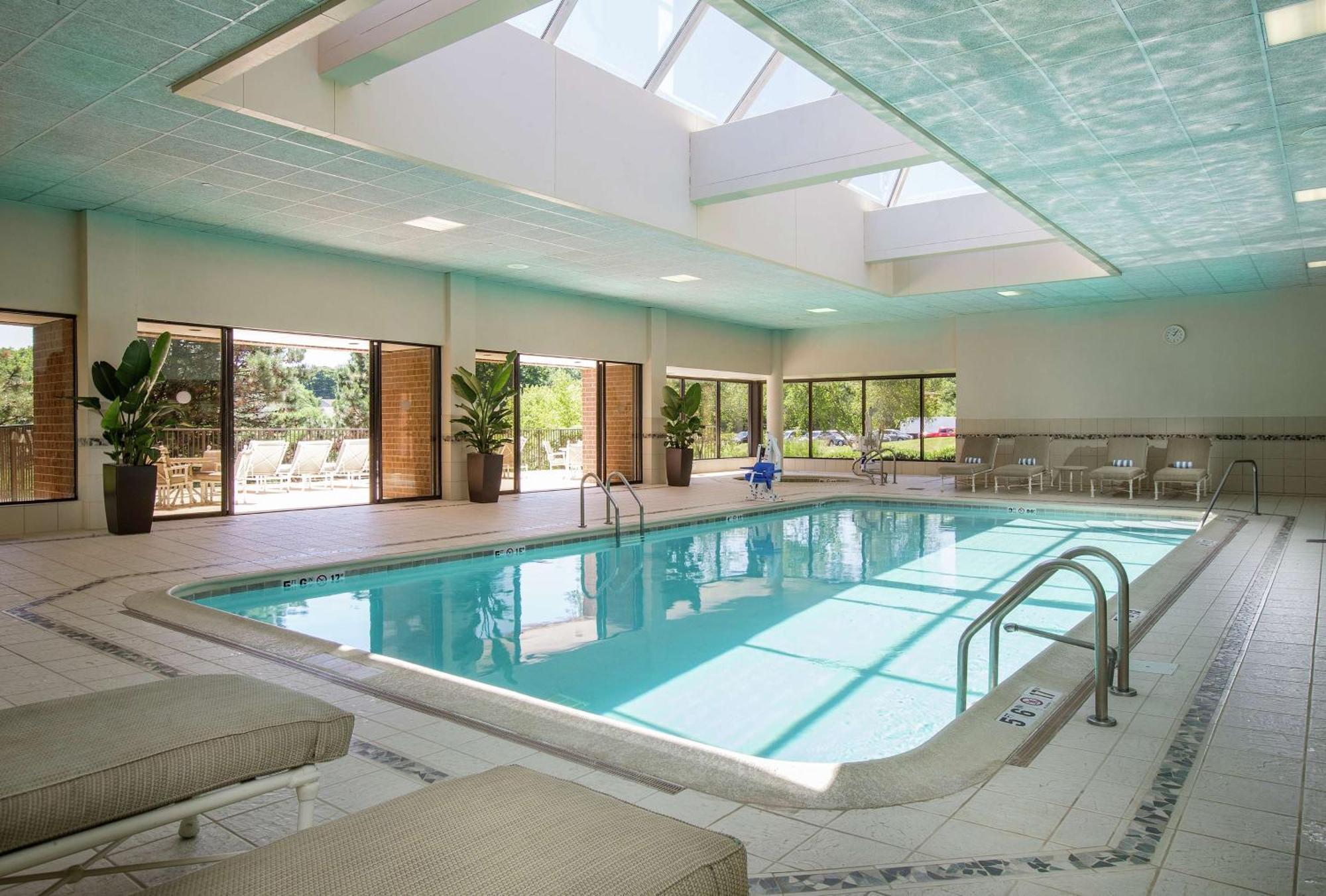 Doubletree By Hilton Lisle Naperville Extérieur photo